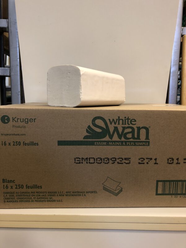 KRU01900 White Swan Classic Single Fold Hand Towel